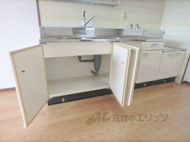 キッチン　収納