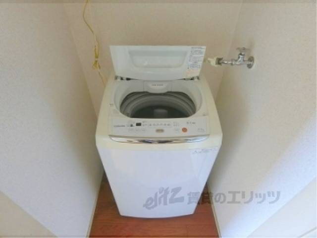 洗濯機置場　洗濯機