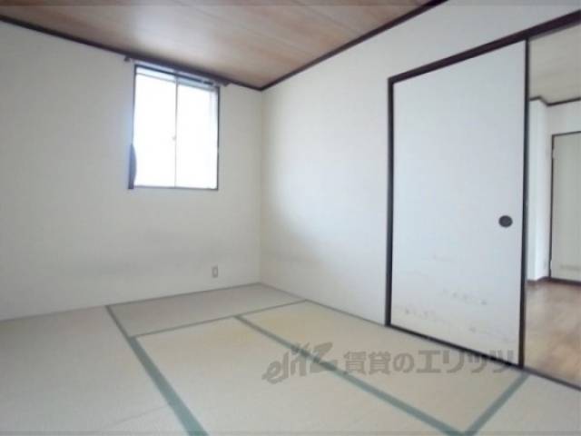 和室　玄関側和室