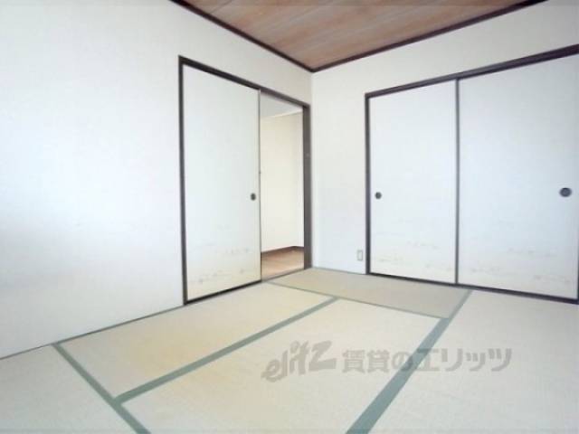 和室　玄関側和室