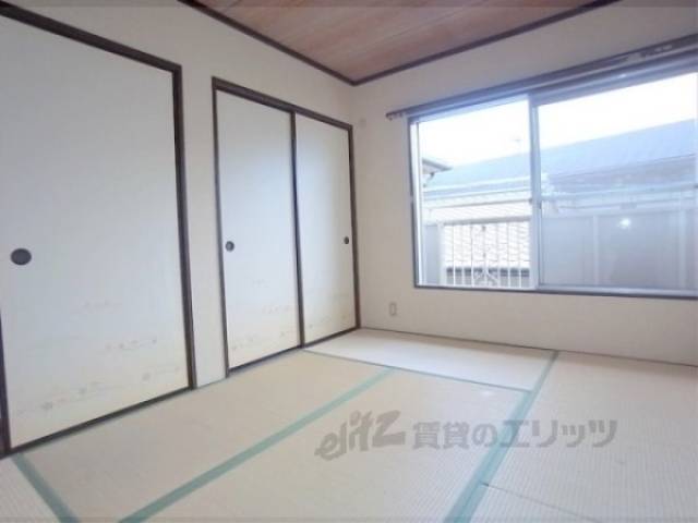 和室　ベランダ側和室