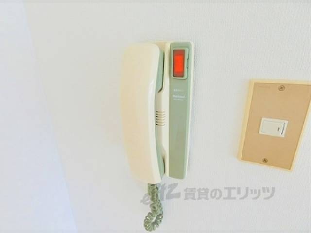 インターホン