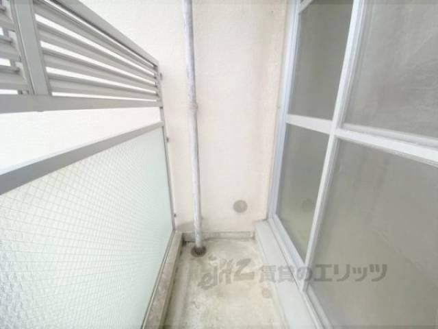 ベランダ　和室６帖側