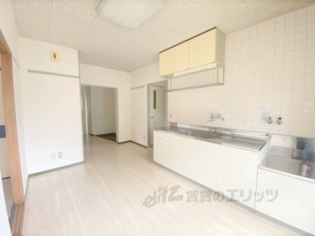 キッチン　ダイニング