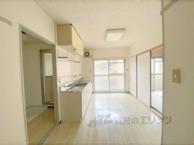 キッチン　ダイニング