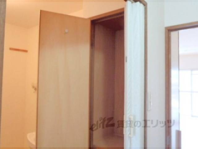 収納　脱衣所収納