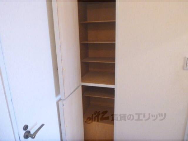 廊下収納