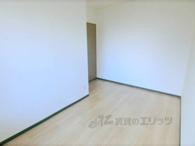 洋室　洋室5帖