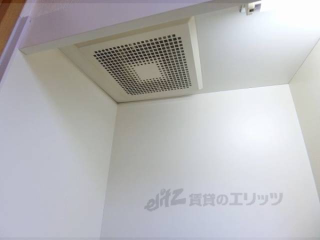 キッチン　換気扇