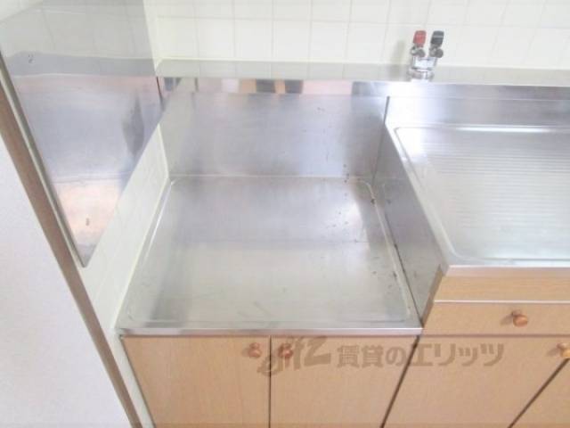 キッチン　コンロ置き場