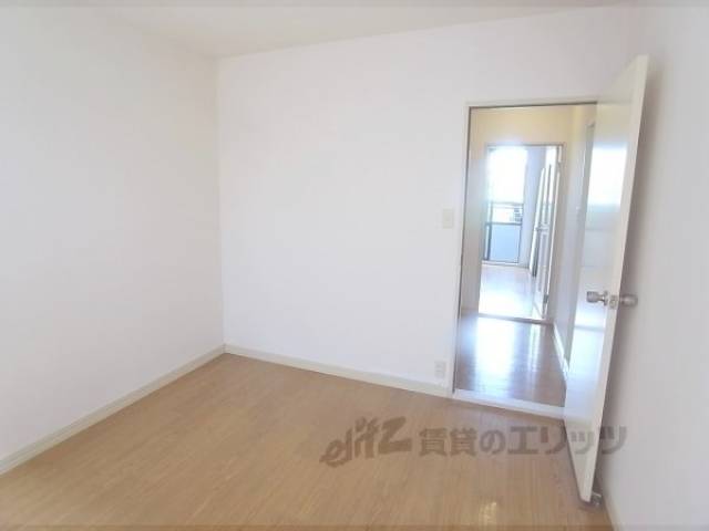 洋室　明るいお部屋です