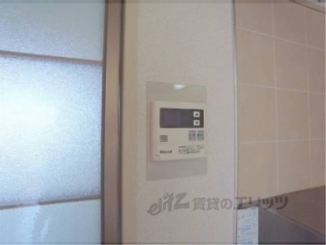 給湯器リモコン　給湯パネルで調節ばっちりです