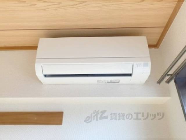 エアコン　和室6帖側