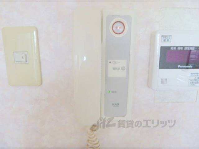 インターホン