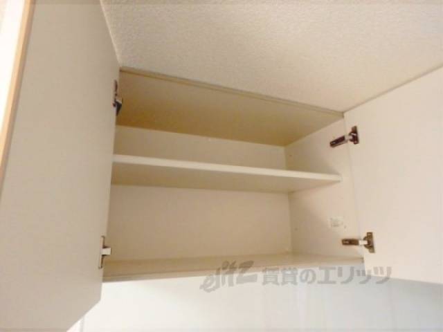 キッチン　キッチン上部棚