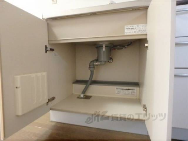 キッチン　キッチン下部収納