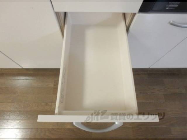 キッチン　キッチン下部収納