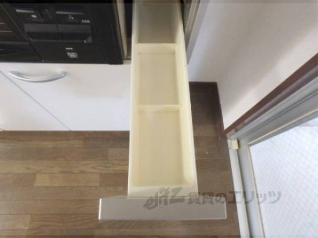 キッチン　キッチン下部収納