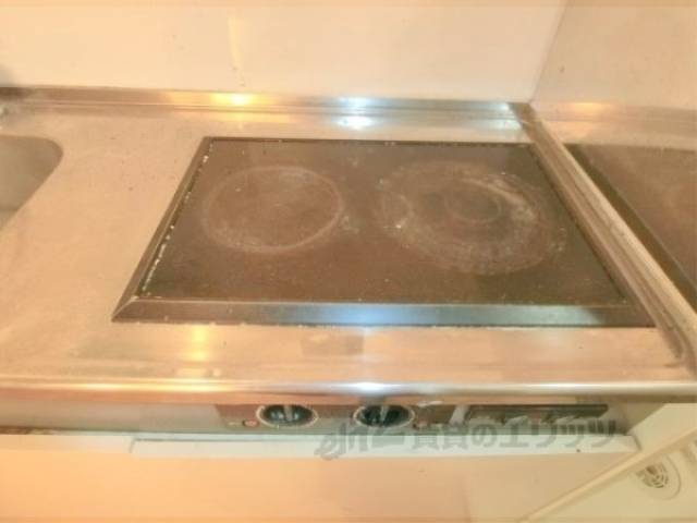 キッチン　コンロ