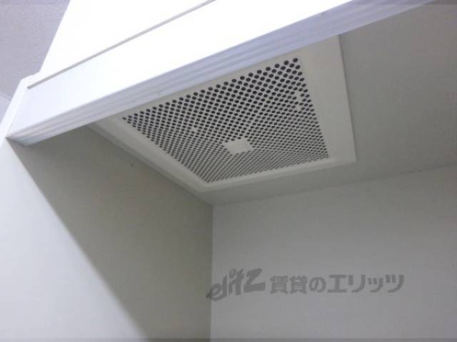 キッチン　換気扇