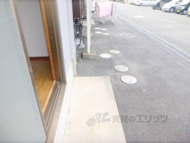 ベランダ　テラス