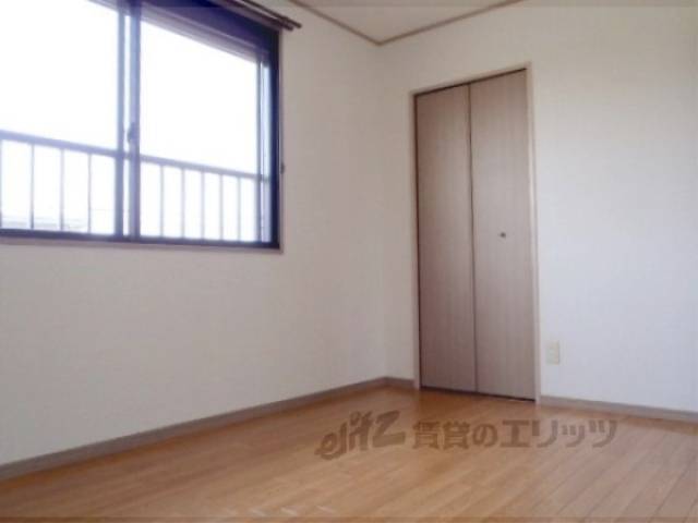 洋室　玄関側の洋室です