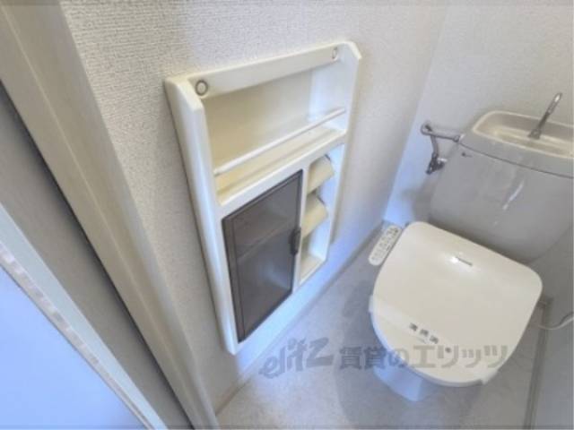 収納　トイレ横