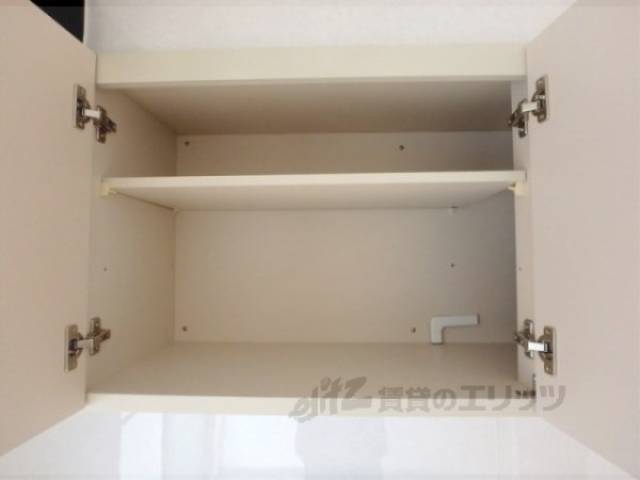 キッチン　キッチン上部棚