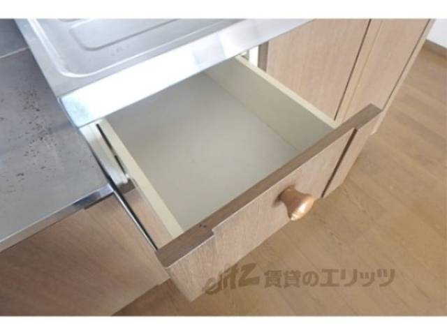 キッチン　キッチン下部収納