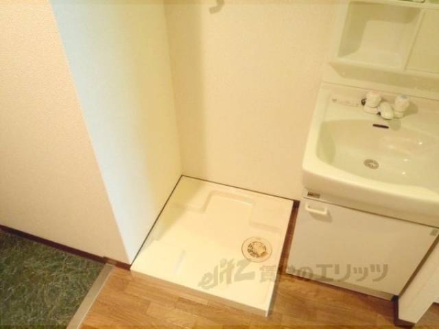 洗濯機置場　洗濯機置場