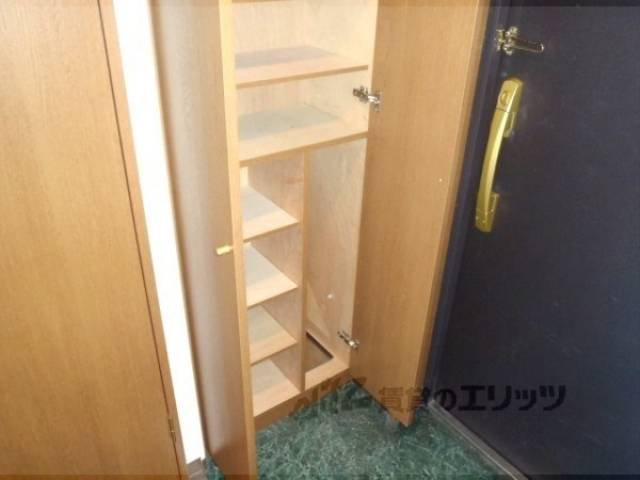 下駄箱　下駄箱です
