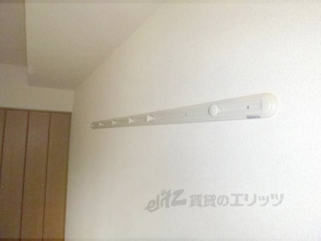 服かけれますよ。