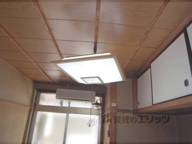 照明　和室の照明です。