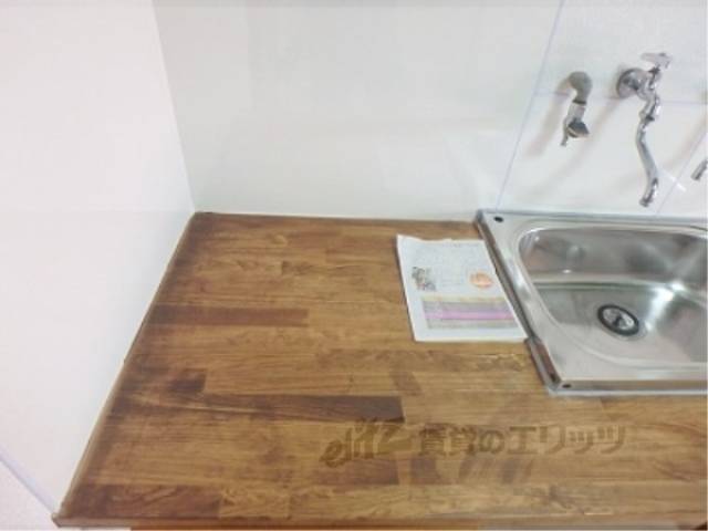 キッチン　コンロ置き場