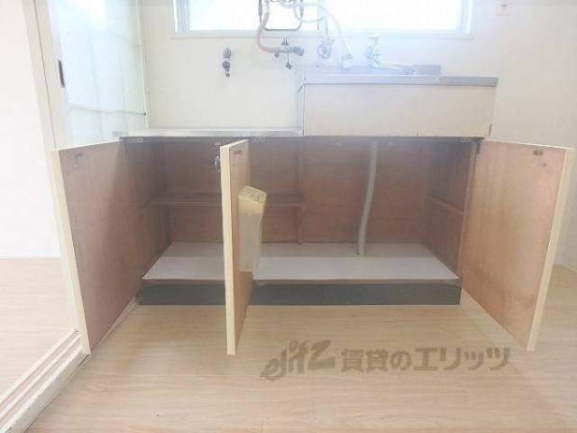 キッチン　下部収納