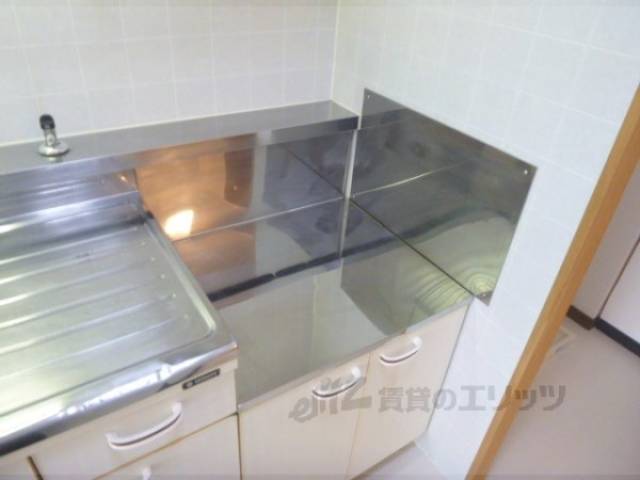 キッチン　コンロ置き場