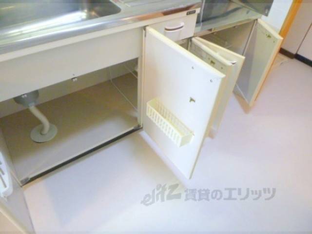 キッチン　キッチン収納