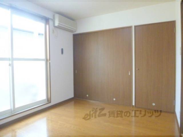 洋室　南側洋室