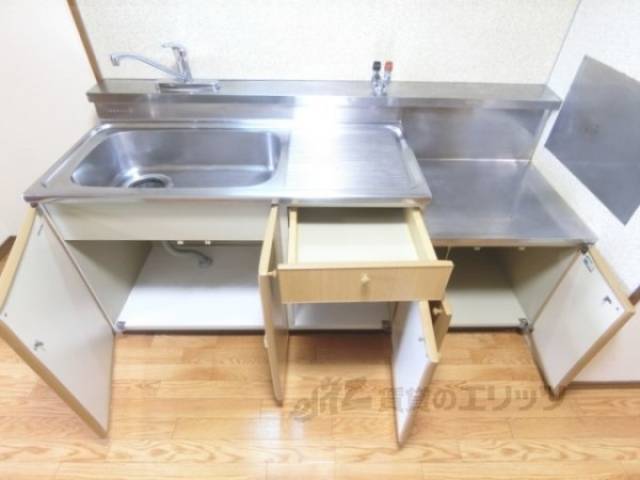 キッチン　収納