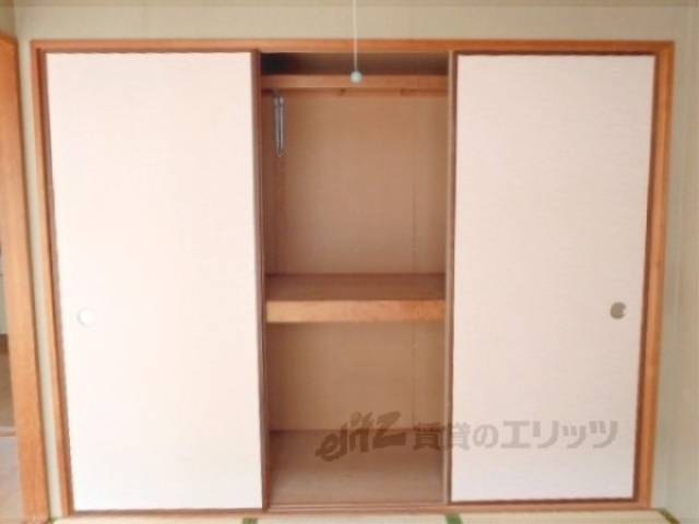 収納　大きな押入れですよ