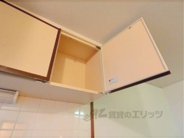 収納　キッチン