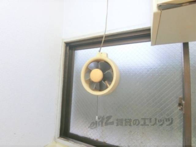 キッチン　換気扇