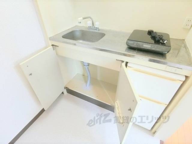 キッチン　キッチン下部収納