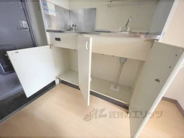 キッチン　下部収納