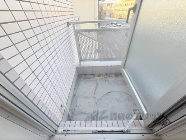 ベランダ　東側洋室横