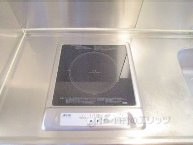 キッチン　コンロ