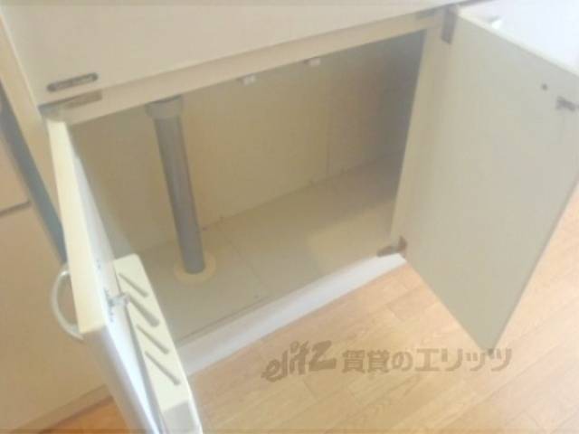 キッチン　下部収納