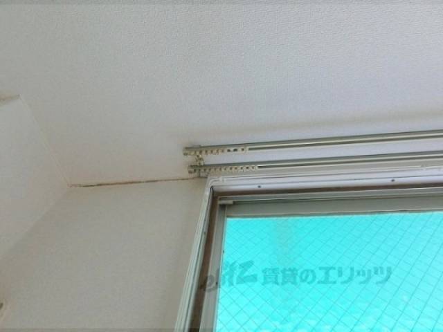 カーテンレール