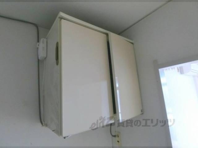 キッチン　キッチン上部収納
