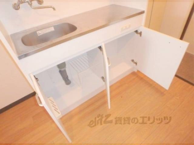 キッチン　下部収納